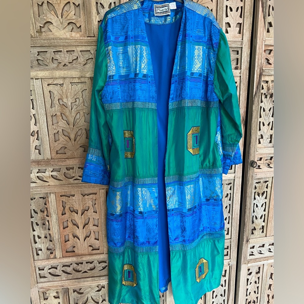 Beautiful Caftan/Duster. Great belted or open. Sizes 0-16. Pastel heaven
